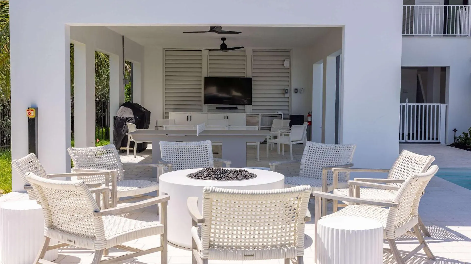New Waterfront Home - Sunray House Key West